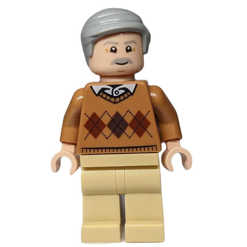 Vernon Dursley - Medium Nougat Sweater